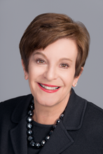 Jeanette-Ives-Erickson_0332_v2_webphoto.png